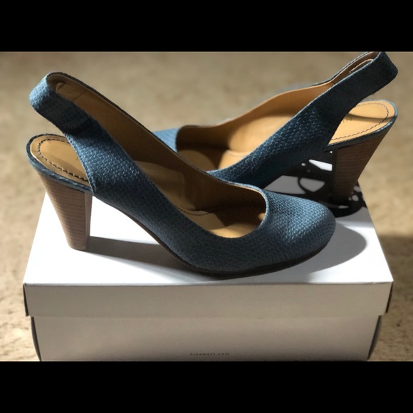 Nine West Shoes - Picture 5 of 5